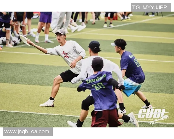 重庆飞盘队灵活性变革引发热议助力运动发展新风潮