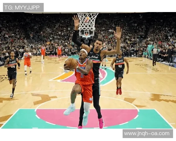 2014年NBA季后赛雷霆与马刺第四场激战回顾与精彩瞬间解析